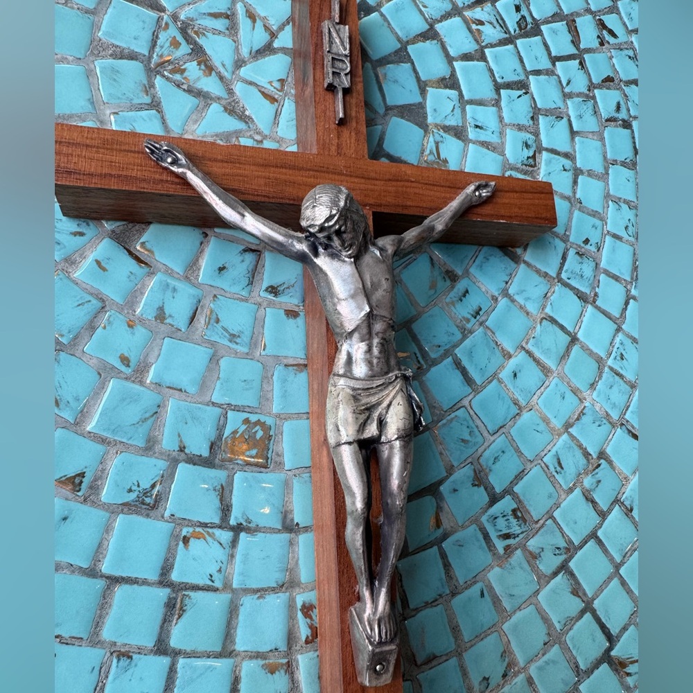 Vintage Crucifix Cross